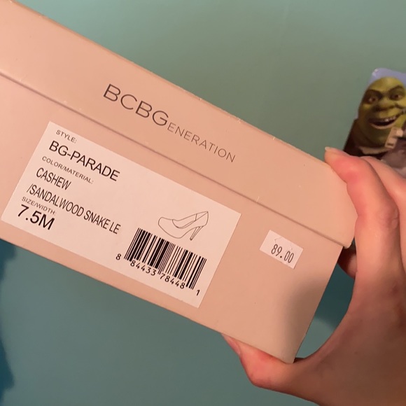 BCBG PLATFORM NUDE SNAKE PRINT HEELS 7.5 SEXY BEAUTIFUL - Picture 11 of 13